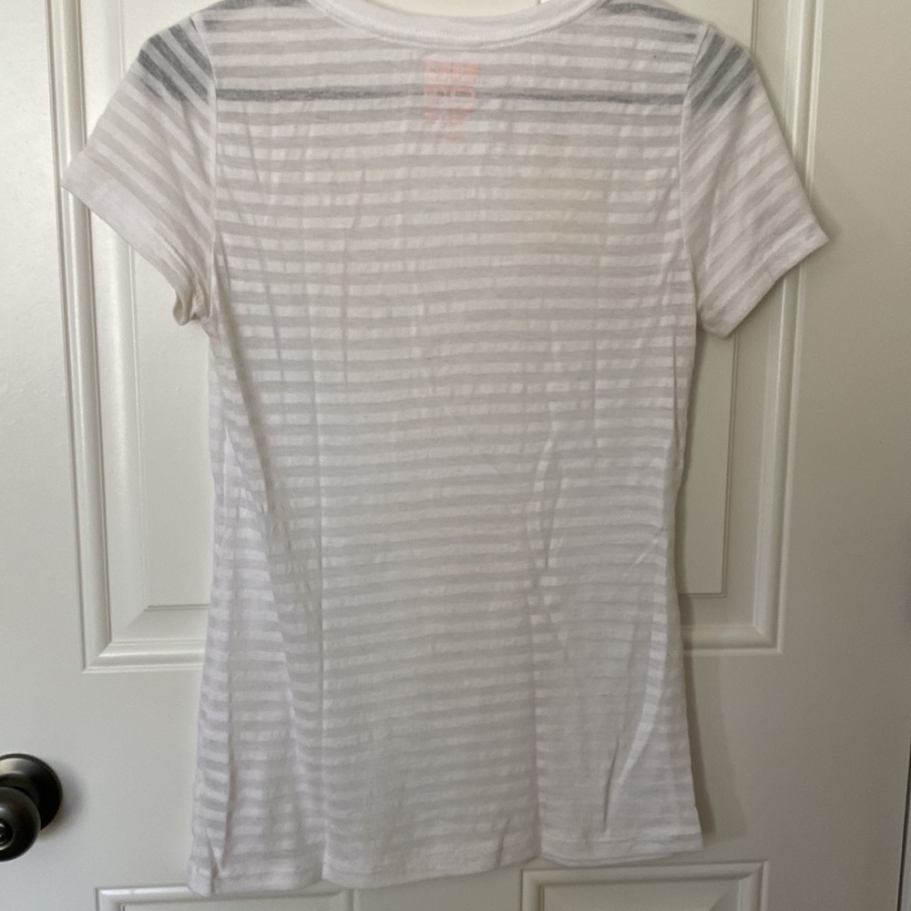Basic white t-shirt - Picture 3 of 3